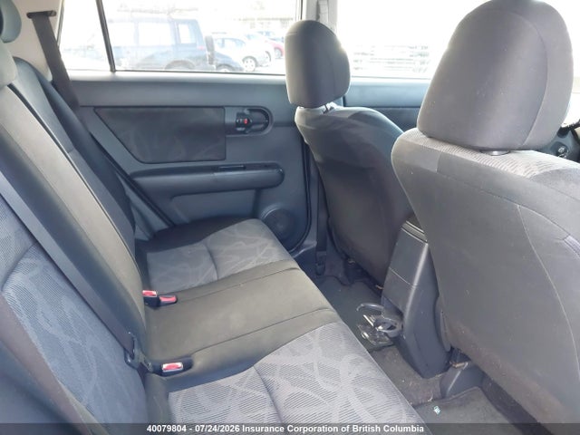 Scion XB 2014 JTLZE4FE8EJ055692 Image 8