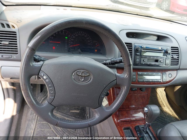 40079866 :رقم المزاد ، 4T1BF30K15U109590 vin ، 2005 Toyota Camry مزاد بيع