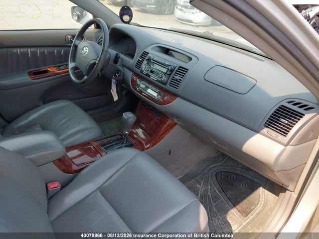 40079866 :رقم المزاد ، 4T1BF30K15U109590 vin ، 2005 Toyota Camry مزاد بيع