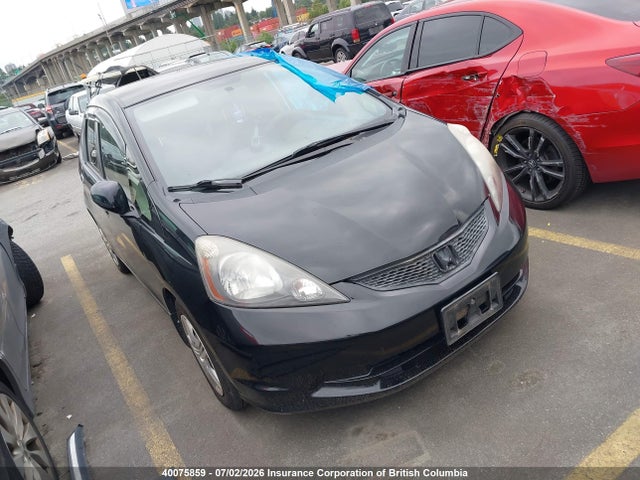 2013 Honda Fit Lx მანქანა იყიდება აუქციონზე, vin: LUCGE8H52D3002279, აუქციონის ნომერი: 40075859