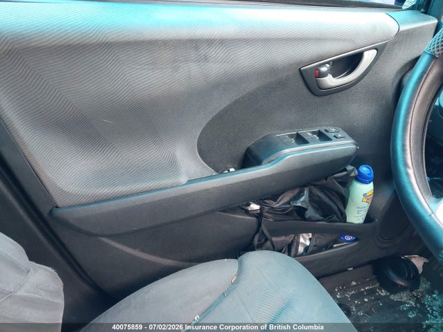 2013 Honda Fit Lx მანქანა იყიდება აუქციონზე, vin: LUCGE8H52D3002279, აუქციონის ნომერი: 40075859
