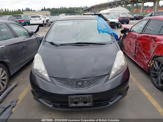2013 Honda Fit Lx მანქანა იყიდება აუქციონზე, vin: LUCGE8H52D3002279, აუქციონის ნომერი: 40075859