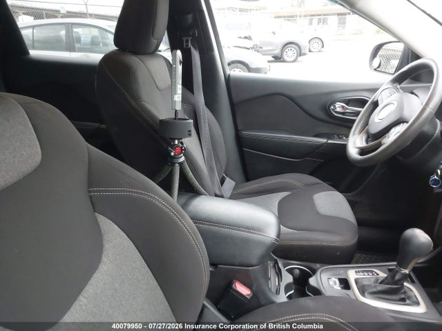 1C4PJLAB7EW322653 Jeep Cherokee Sport