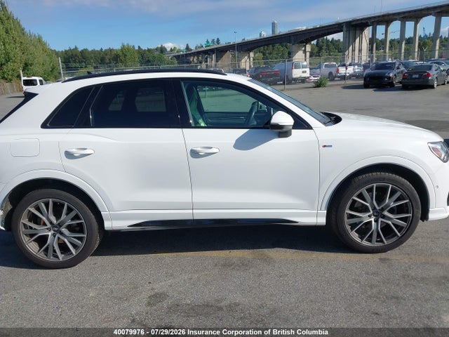 40079976 :رقم المزاد ، WA1FECF34L1057387 vin ، 2020 Audi Q3 مزاد بيع