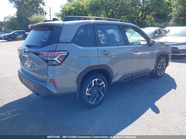 Subaru Forester Limited 2026 JF2SLDRC2TH445500 Image 4