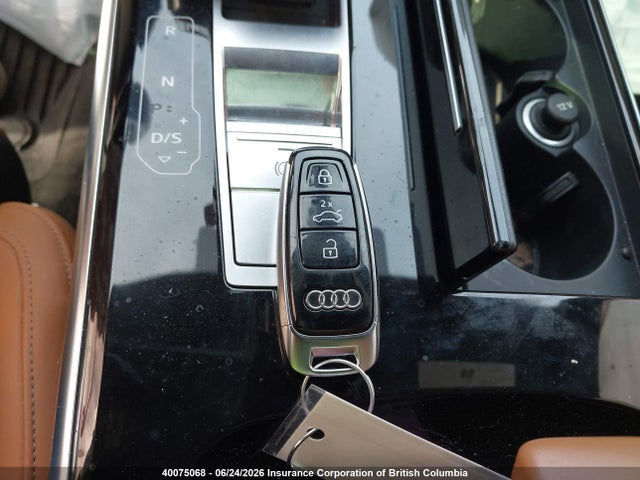 Aukcja sprzedaży 2022 Audi S8, vin: WAULSAF84NN007583, numer aukcji: 40075068