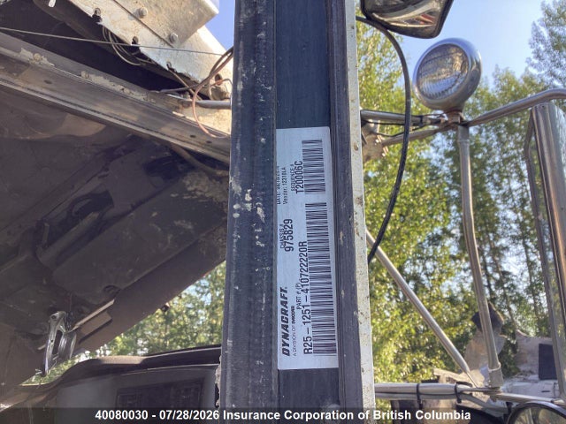 1NKDL40X8FR975829 Kenworth Construction T800