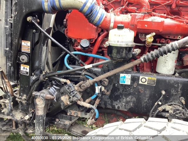 1NKDL40X8FR975829 Kenworth Construction T800