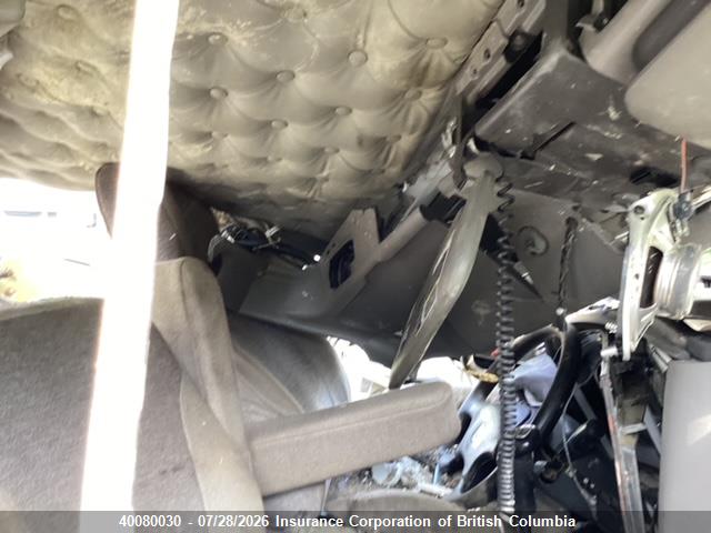 1NKDL40X8FR975829 Kenworth Construction T800