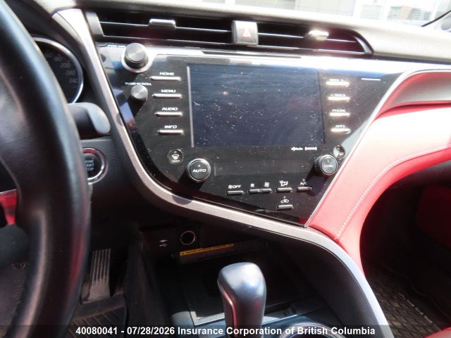 Продаж на аукціоні авто 2018 Toyota Camry, vin: 4T1BZ1HK8JU019136, номер лоту: 40080041