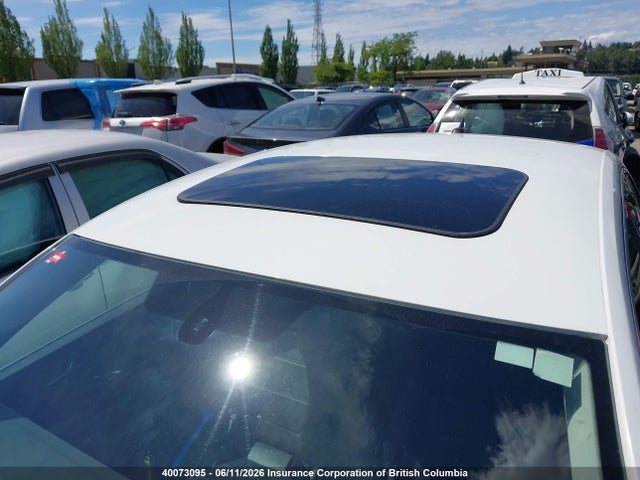 2021 Volkswagen Passat Highline მანქანა იყიდება აუქციონზე, vin: 1VWBA7A30MC004042, აუქციონის ნომერი: 40073095