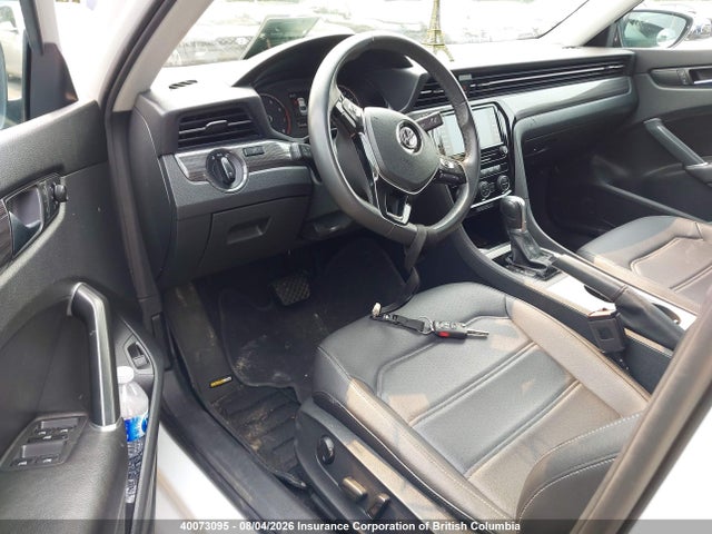 2021 Volkswagen Passat Highline მანქანა იყიდება აუქციონზე, vin: 1VWBA7A30MC004042, აუქციონის ნომერი: 40073095