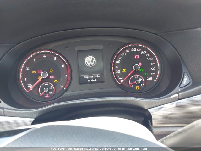 2021 Volkswagen Passat Highline მანქანა იყიდება აუქციონზე, vin: 1VWBA7A30MC004042, აუქციონის ნომერი: 40073095