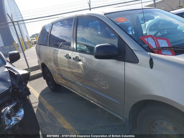 Продажа на аукционе авто 2005 Toyota Sienna Ce, vin: 5TDZA29C85S294376, номер лота: 40076692