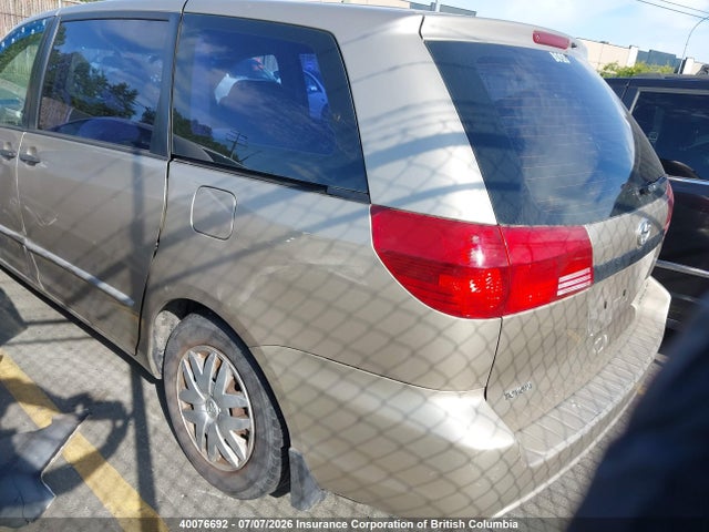 Продажа на аукционе авто 2005 Toyota Sienna Ce, vin: 5TDZA29C85S294376, номер лота: 40076692