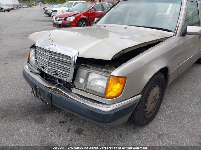 Продажа на аукционе авто 1993 Mercedes-benz 300 E, vin: WDBEA32E3PB931246, номер лота: 40080061