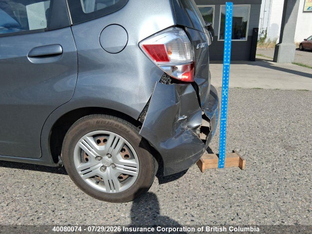 2014 Honda Fit მანქანა იყიდება აუქციონზე, vin: LUCGE8H53E3004172, აუქციონის ნომერი: 40080074