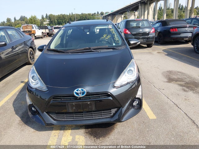 Toyota PRIUS C 2016 JTDKDTB32G1127701 Image 13