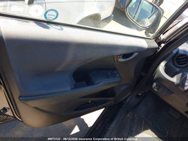 Продажа на аукционе авто 2009 Honda Fit Lx, vin: JHMGE88559S811629, номер лота: 40073123