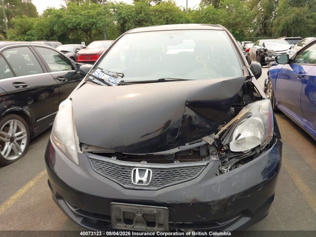 Продажа на аукционе авто 2009 Honda Fit Lx, vin: JHMGE88559S811629, номер лота: 40073123