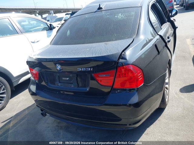 2009 Bmw 323i მანქანა იყიდება აუქციონზე, vin: WBAPG735X9A401859, აუქციონის ნომერი: 40067359