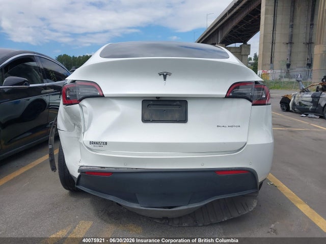 40075921 :رقم المزاد ، 7SAYGDEE4NF496796 vin ، 2022 Tesla Model Y مزاد بيع