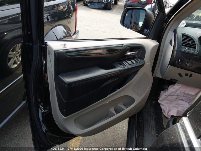 2016 Dodge Grand Caravan Crew მანქანა იყიდება აუქციონზე, vin: 2C4RDGDG7GR382071, აუქციონის ნომერი: 40076224
