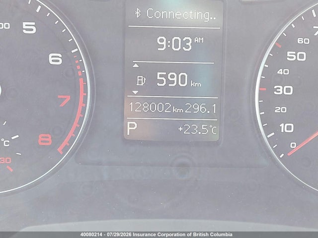 40080214 :رقم المزاد ، WA1EFEFS1FR002591 vin ، 2015 Audi Q3 مزاد بيع