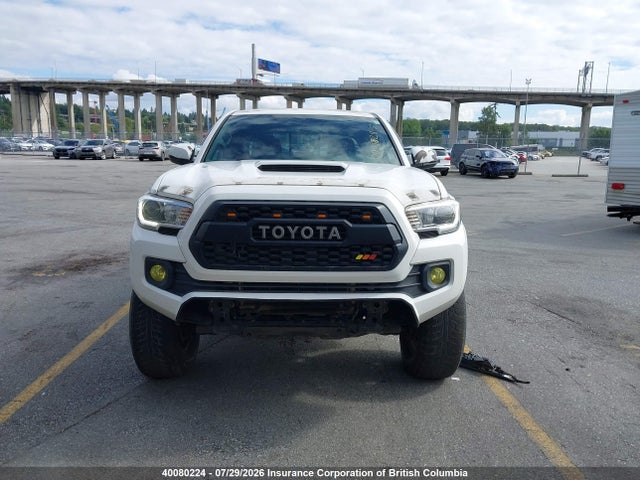 Продаж на аукціоні авто 2016 Toyota Tacoma Dbl Cab/sr5/trd Sport/or, vin: 5TFDZ5BN8GX004697, номер лоту: 40080224