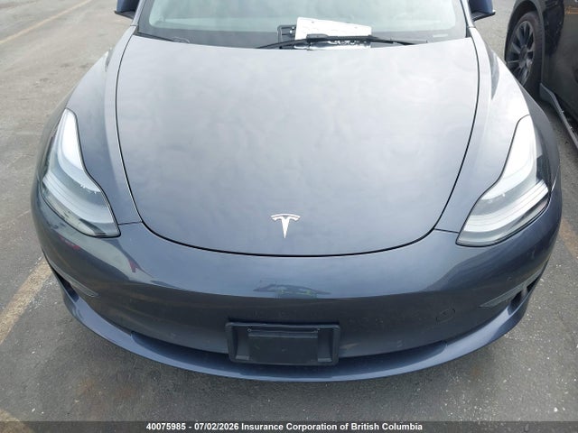 5YJ3E1EA3NF211112 Tesla MODEL 3
