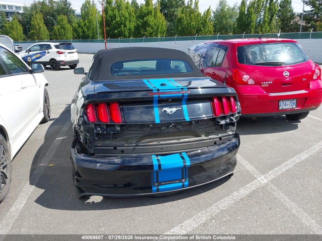 Ford Mustang 2016 1FATP8UH9G5296808 Image 16