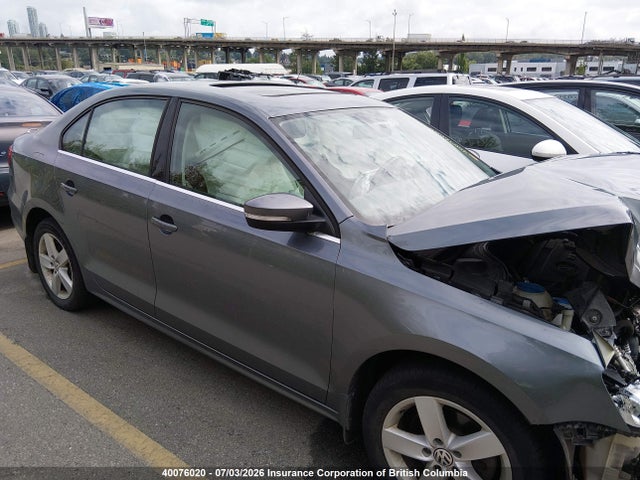 2014 Volkswagen Jetta Se მანქანა იყიდება აუქციონზე, vin: 3VWD07AJ6EM411678, აუქციონის ნომერი: 40076020