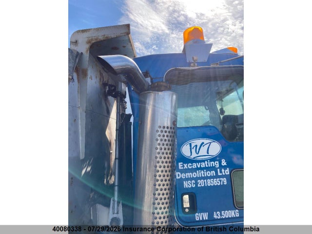 40080338 :رقم المزاد ، 2NKDL40XX6M988511 vin ، 2006 Kenworth Construction T800 مزاد بيع
