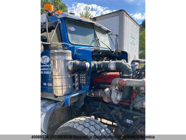 40080338 :رقم المزاد ، 2NKDL40XX6M988511 vin ، 2006 Kenworth Construction T800 مزاد بيع
