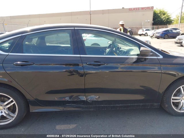 Продажа на аукционе авто 2015 Chrysler 200, vin: 1C3CCCFB4FN671427, номер лота: 40080354