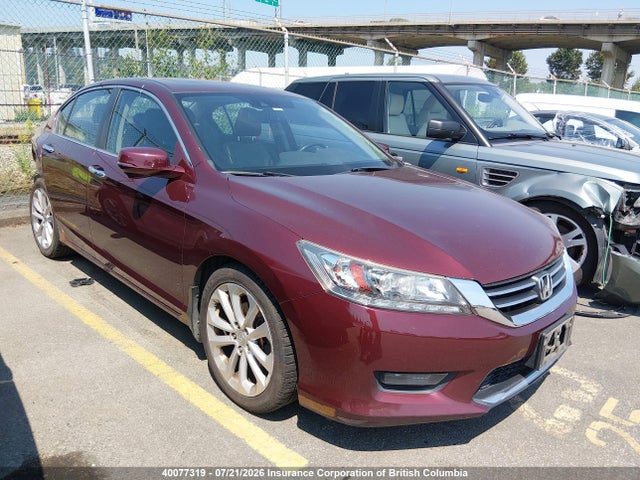 2015 Honda Accord Touring მანქანა იყიდება აუქციონზე, vin: 1HGCR2F95FA805694, აუქციონის ნომერი: 40077319