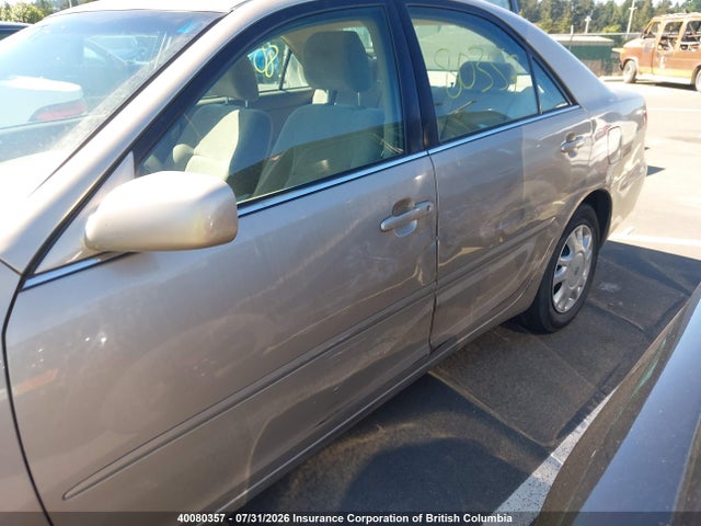 40080357 :رقم المزاد ، 4T1BE32K04U815061 vin ، 2004 Toyota Camry مزاد بيع
