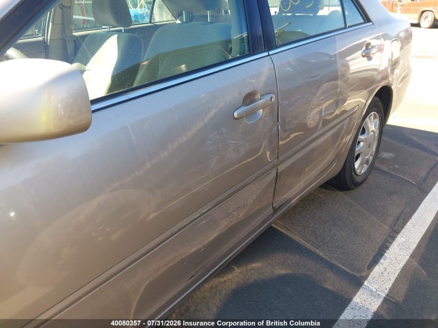 40080357 :رقم المزاد ، 4T1BE32K04U815061 vin ، 2004 Toyota Camry مزاد بيع