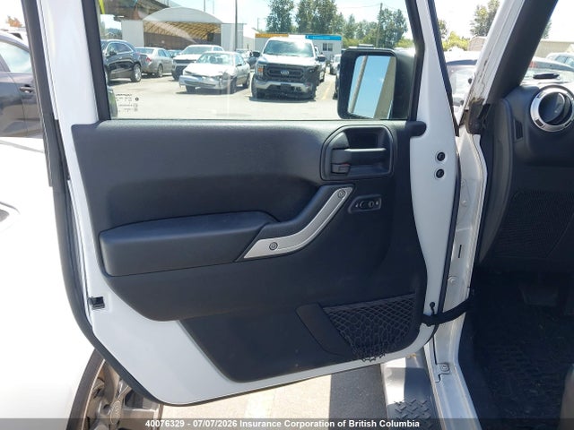 Auction sale of the 2016 Jeep Wrangler Unlimited Sahara, vin: 1C4BJWEG1GL122356, lot number: 40076329