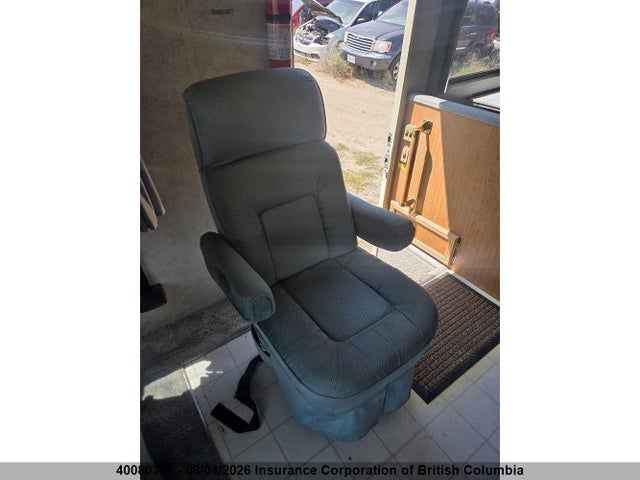 1995 Chevrolet P30 მანქანა იყიდება აუქციონზე, vin: 1GBKP37NXS3305809, აუქციონის ნომერი: 40080377