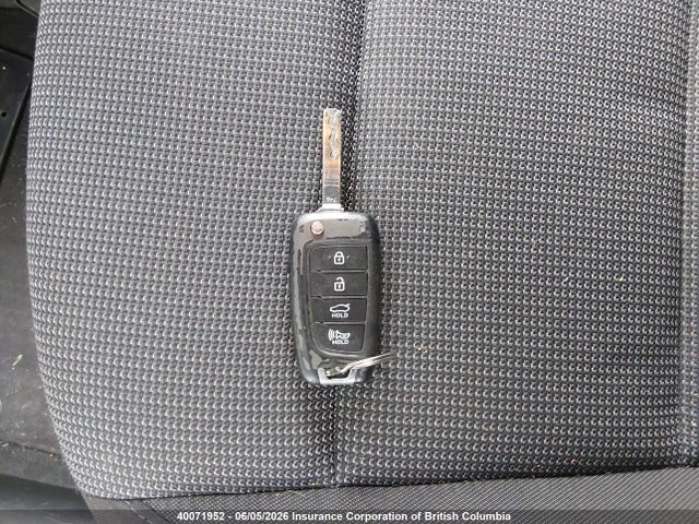 40071952 :رقم المزاد ، 3KPC25A35KE065935 vin ، 2019 Hyundai Accent Se/sel مزاد بيع