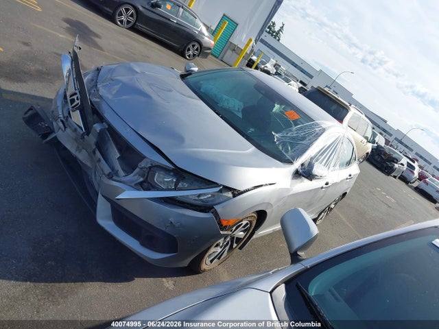 Honda Civic Lx 2018 2HGFC2F62JH015185 Image 2