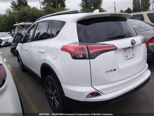 Продаж на аукціоні авто 2018 Toyota Rav4 Le, vin: 2T3BFREV3JW777270, номер лоту: 40075063