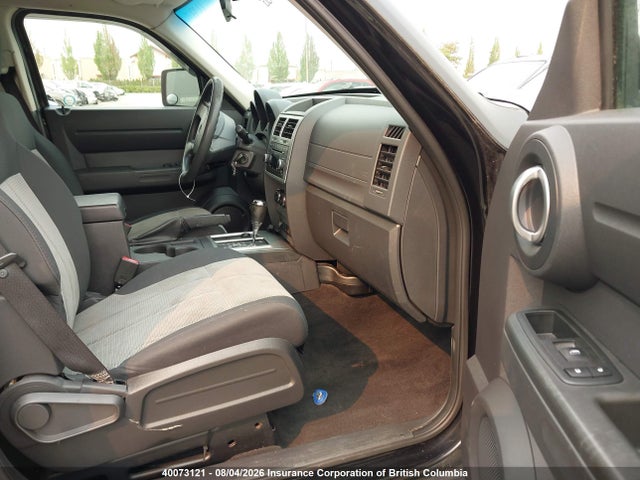 2008 Dodge Nitro Sxt მანქანა იყიდება აუქციონზე, vin: 1D8GU28K38W275862, აუქციონის ნომერი: 40073121