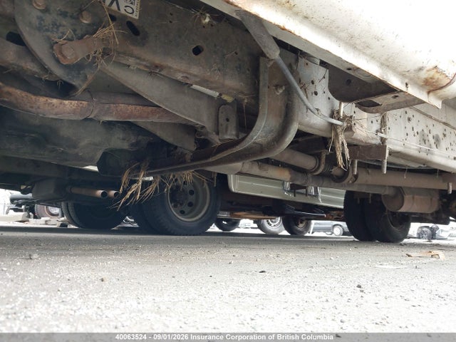 40063524 :رقم المزاد ، 1FDXE4FL1ADA20398 vin ، 2010 Ford Econoline E450 Super Duty Cutwy Van مزاد بيع