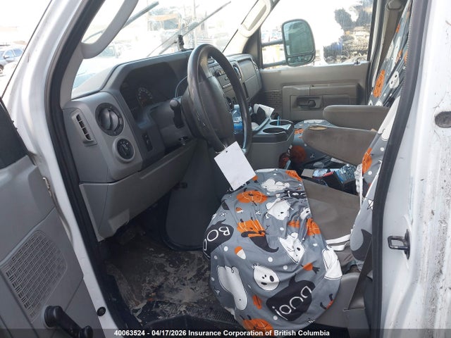 40063524 :رقم المزاد ، 1FDXE4FL1ADA20398 vin ، 2010 Ford Econoline E450 Super Duty Cutwy Van مزاد بيع