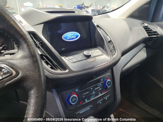 1FMCU9G95HUD80088 Ford ESCAPE SE