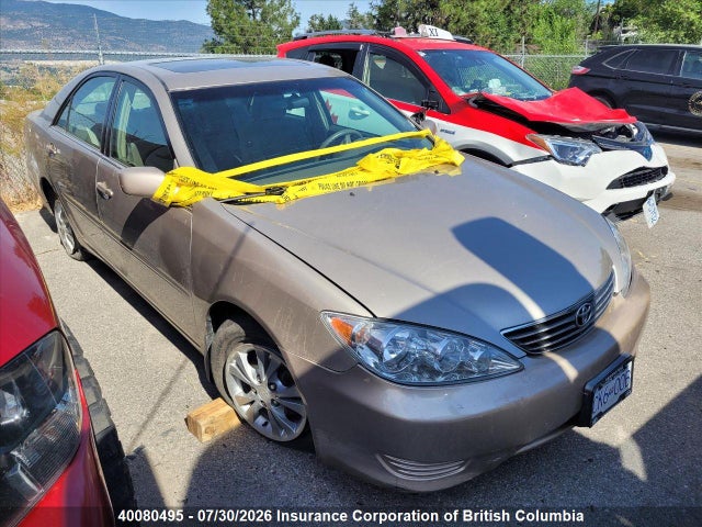 2005 Toyota Camry მანქანა იყიდება აუქციონზე, vin: 4T1BE32K35U392719, აუქციონის ნომერი: 40080495