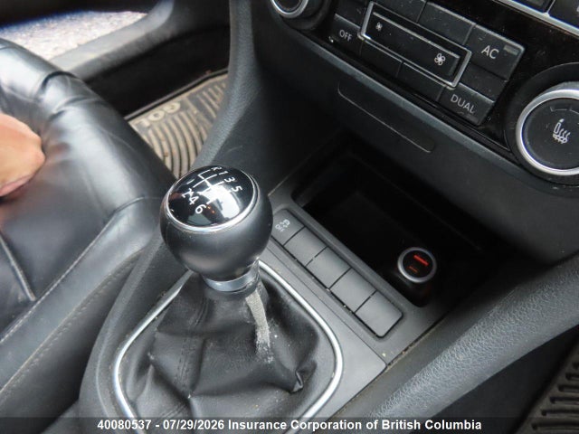 2012 Volkswagen Golf მანქანა იყიდება აუქციონზე, vin: 3VWML7AJ1CM676691, აუქციონის ნომერი: 40080537