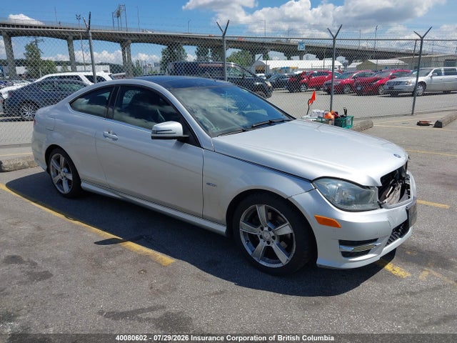 2012 Mercedes-benz C 250 მანქანა იყიდება აუქციონზე, vin: WDDGJ4HB1CF873434, აუქციონის ნომერი: 40080602